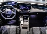 Peugeot 408 11