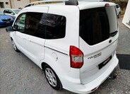 Ford Tourneo Courier 3