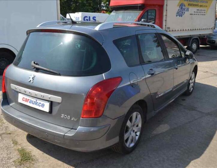 Peugeot 308 4