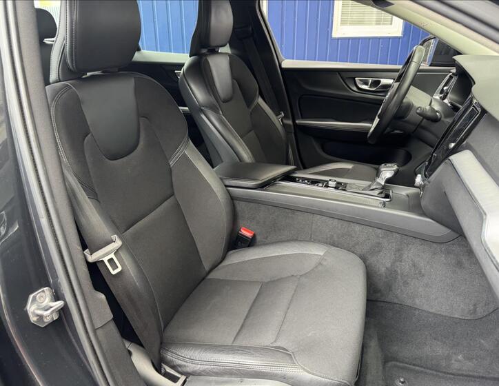 Volvo V60 31