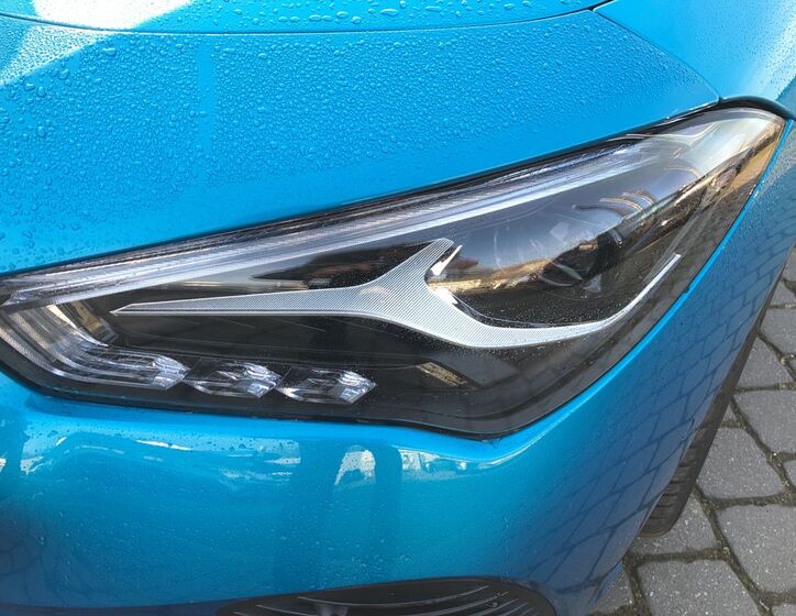 Mercedes-Benz CLA 3