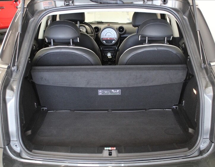 Mini Countryman 17