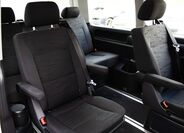 Volkswagen Multivan 25