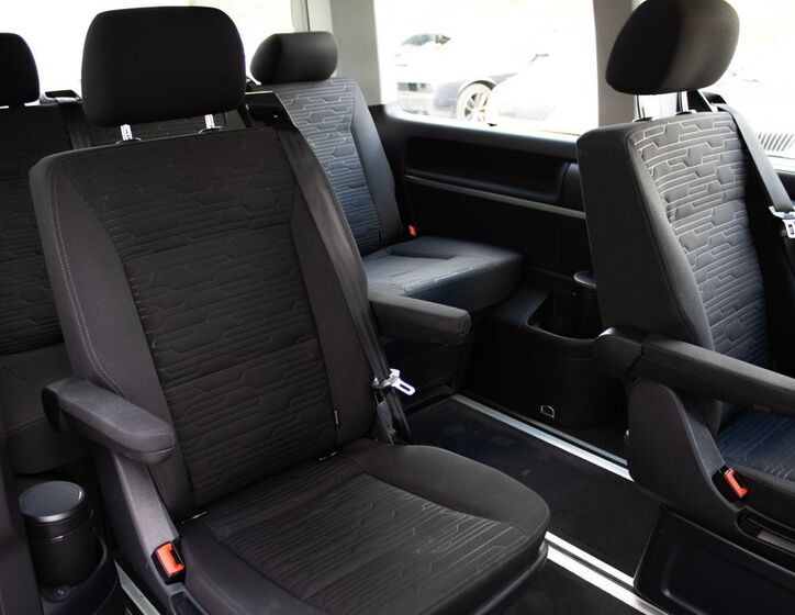 Volkswagen Multivan 25