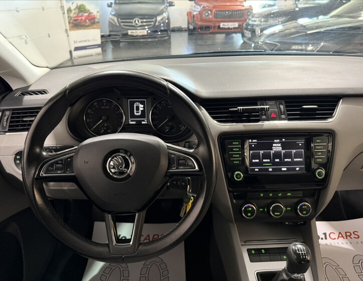 Škoda Octavia 19