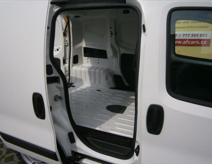 Peugeot Bipper 9
