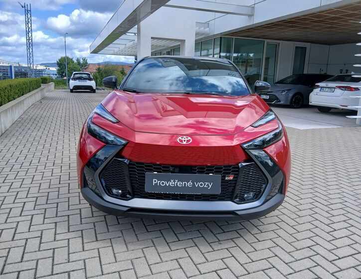 Toyota C-HR 10
