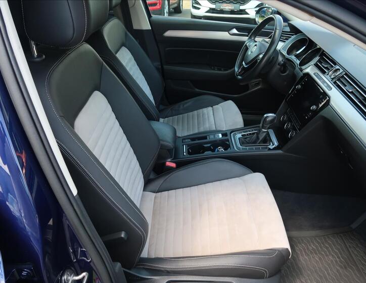 Volkswagen Passat 13