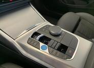 BMW i4 10