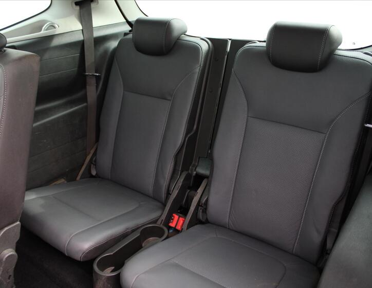 Opel Zafira 12
