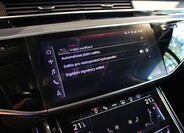 Audi A8 21