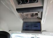Chrysler Town & Country 15