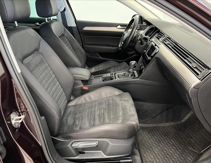 Volkswagen Passat 24