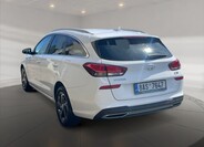 Hyundai i30 4