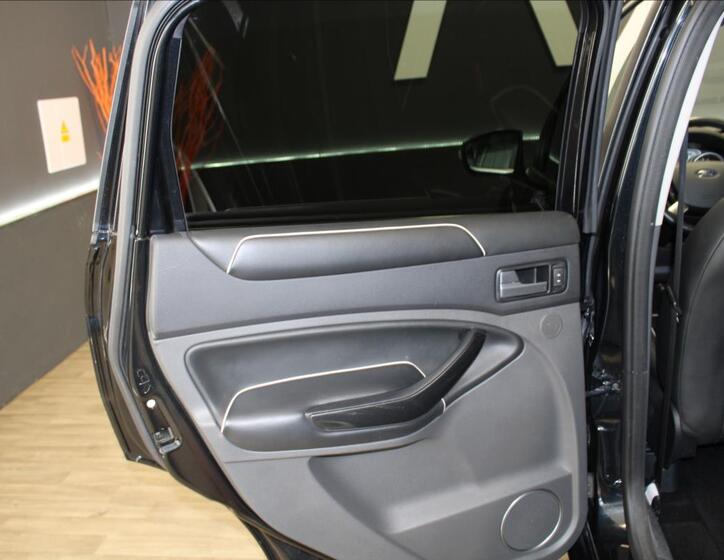 Ford Kuga 17