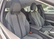 Peugeot 408 13