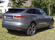 Jaguar F-Pace 5