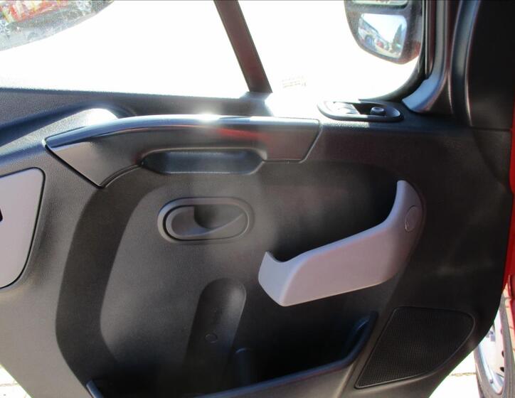 Renault Master 9