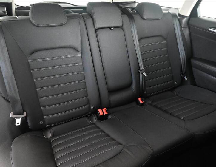 Ford Mondeo 25