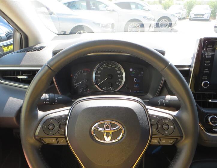 Toyota Corolla 23