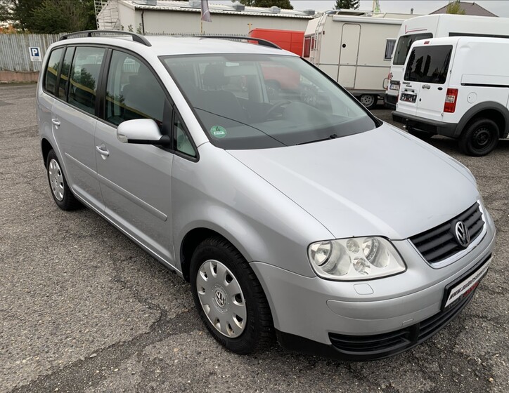 Volkswagen Touran 7