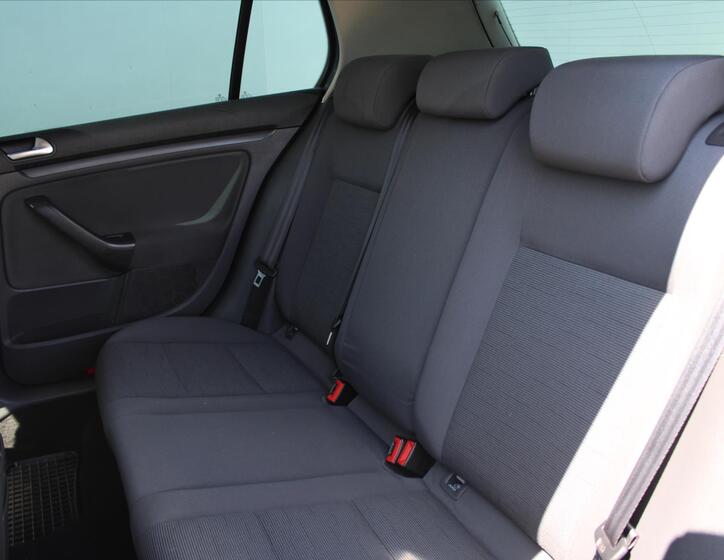 Volkswagen Golf 11