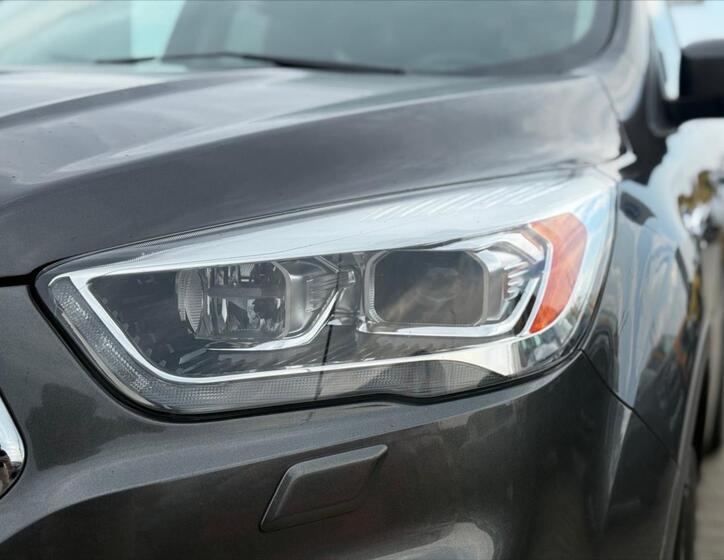 Ford Kuga 9