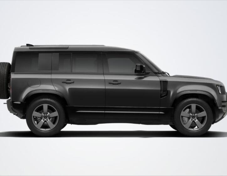 Land Rover Defender 2