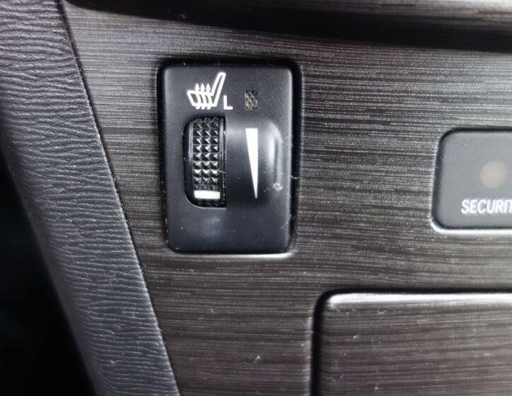 Toyota Avensis 29
