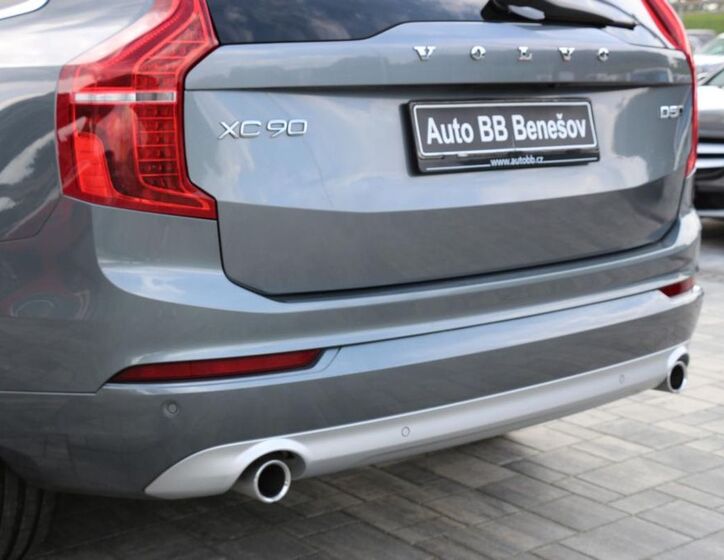 Volvo XC90 19