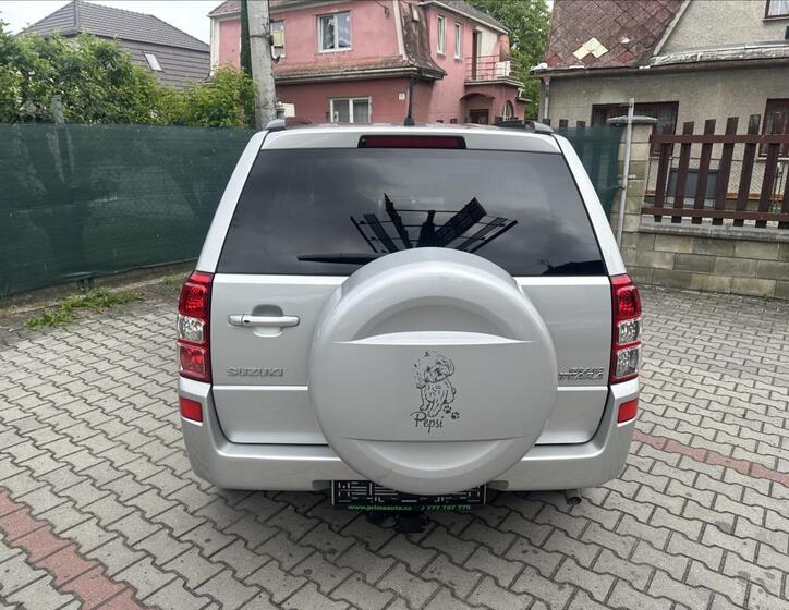 Suzuki Grand Vitara 6
