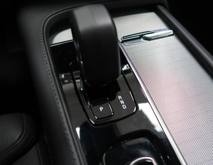 Volvo XC90 28