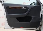 Volkswagen Passat 10
