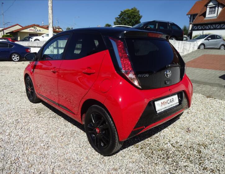Toyota Aygo 5