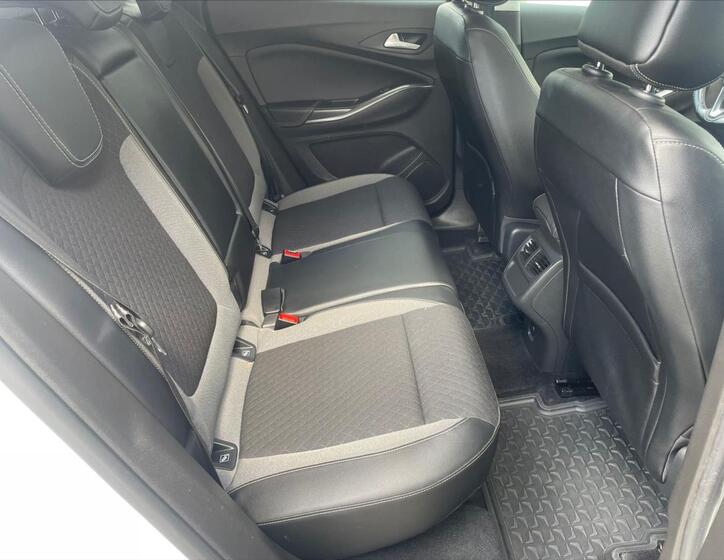 Opel Grandland X 9
