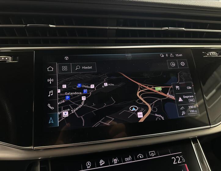 Audi Q8 8