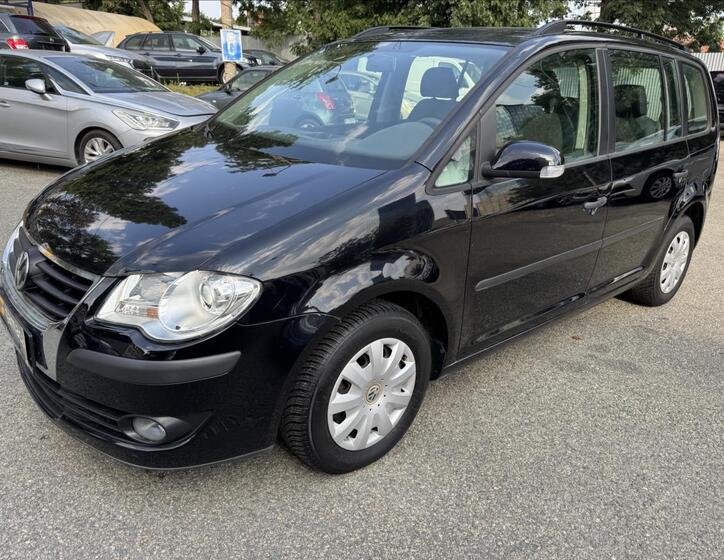 Volkswagen Touran 14