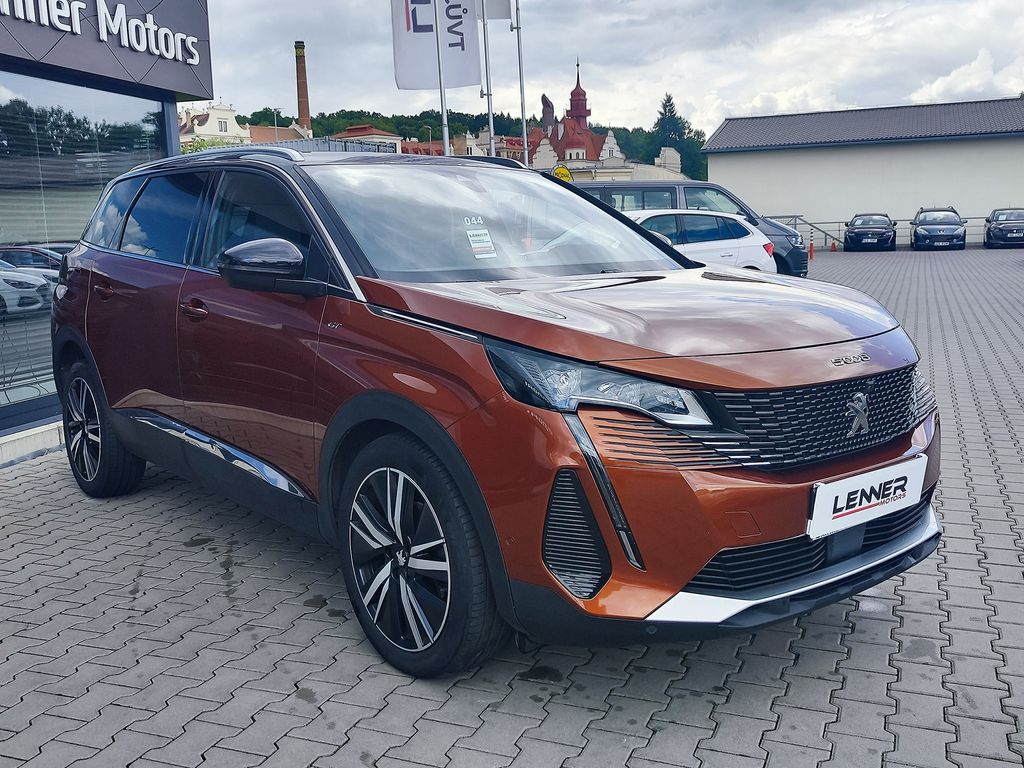 Peugeot 5008