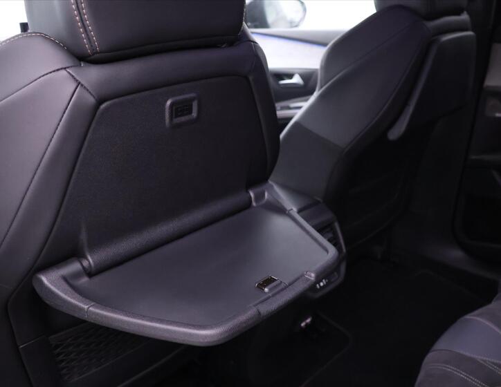 Peugeot 5008 31