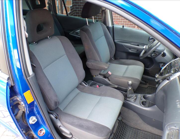 Mazda Premacy 21