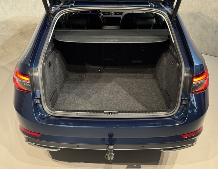 Škoda Superb 12
