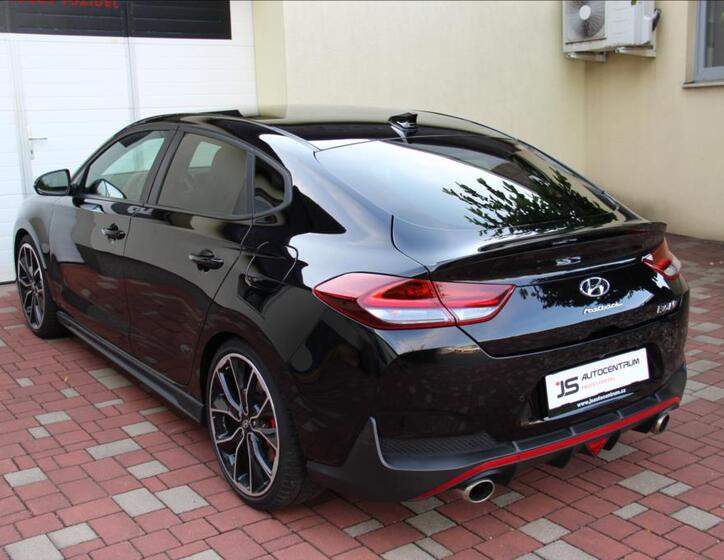 Hyundai i30 10