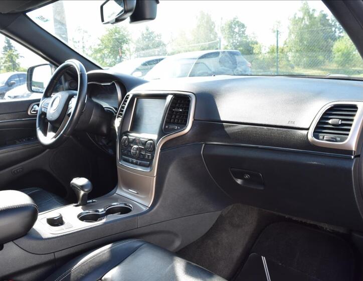 Jeep Grand Cherokee 20