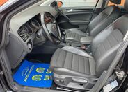Volkswagen Golf 26