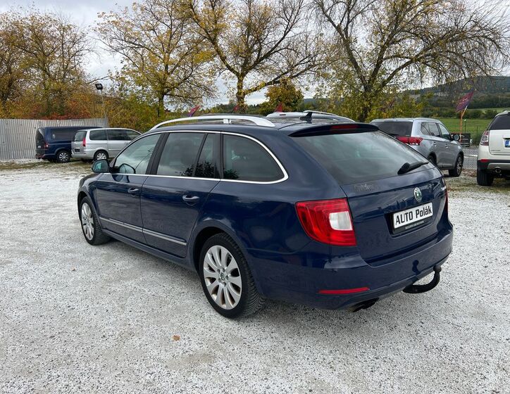 Škoda Superb 13