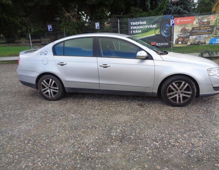 Volkswagen Passat 2