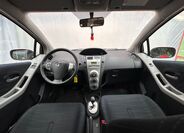 Toyota Yaris 15