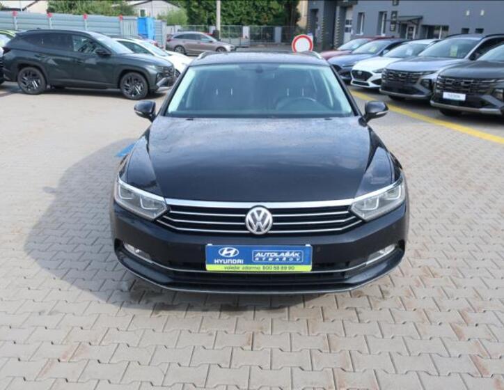 Volkswagen Passat 2