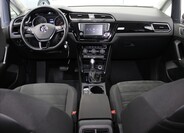 Volkswagen Touran 8