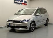 Volkswagen Touran 1